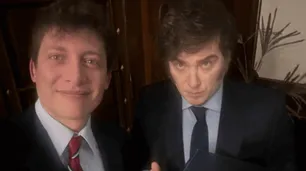 Los vínculos de Santiago Caputo en Yacyretá: quiénes son los dos empleados que lo asistieron en Misiones