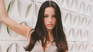 Así fue el cumpleaños de Emilia Mernes: mega chocotorta, look de gala y flan