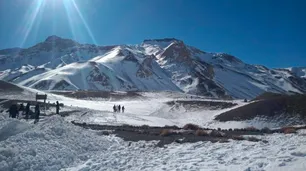 El Súper Niño y el riesgo de avalanchas condicionan el inicio de la temporada en el Aconcagua