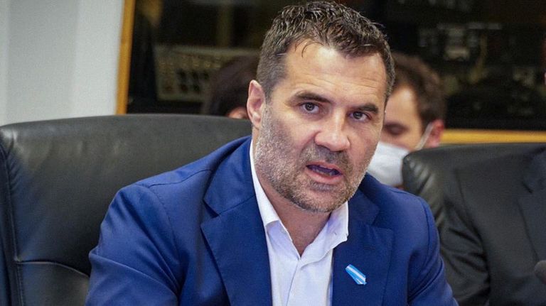 Darío Martínez, presentó su renuncia 20220804