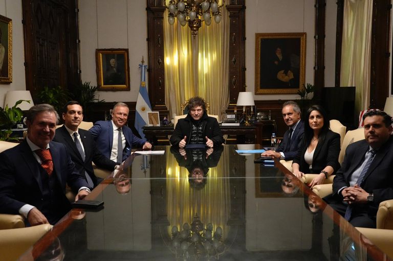 Reunión Talleres Casa Rosada