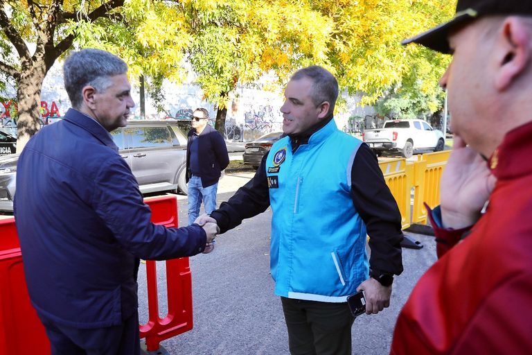 Desalojan a 5000 manteros de Chacarita