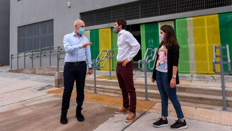 El jefe de Gobierno porteño Horacio Rodríguez Larreta durante una recorrida.