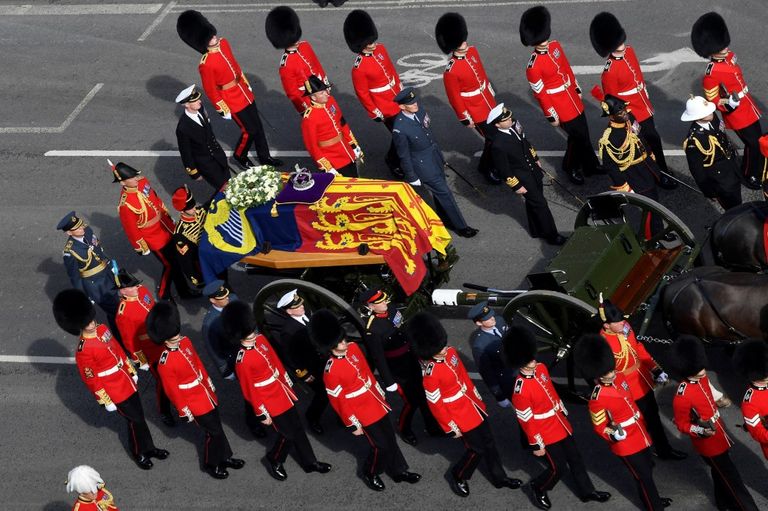 funeral reina isabel