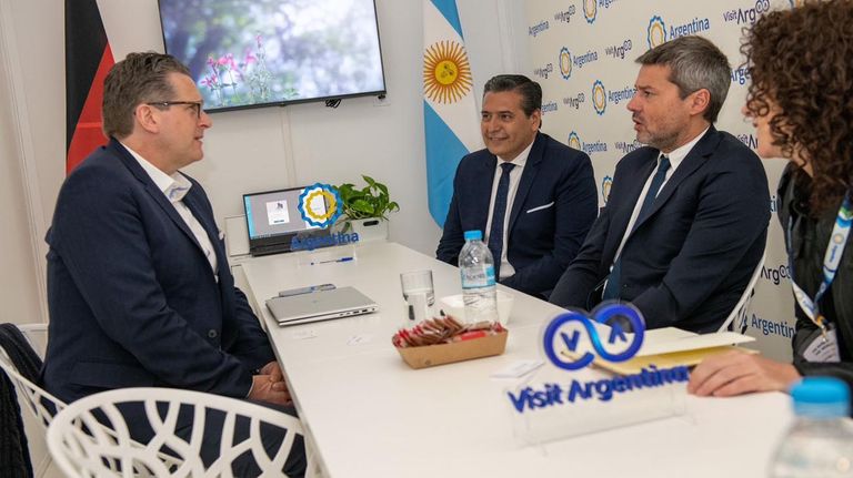 MINISTERIO DE TURISMO |||