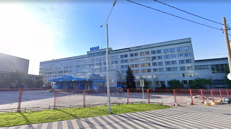 Instituto de Aviación de Moscú (MAI) y Ravil Maganov