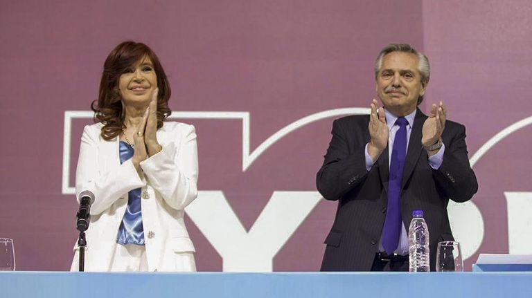 100 años de ypf Alberto Fernández y Cristina Kirchner 20220603