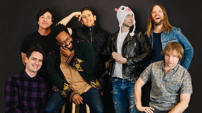 Maroon 5 20211112