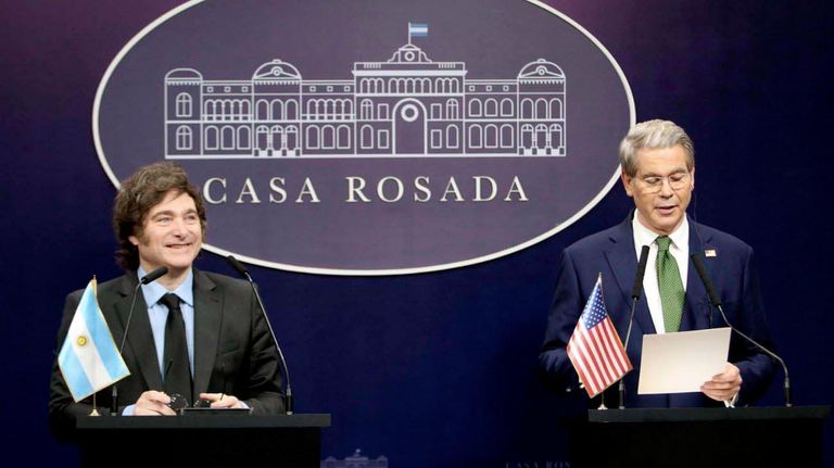210925_milei_scott_bessent_presidencia_g