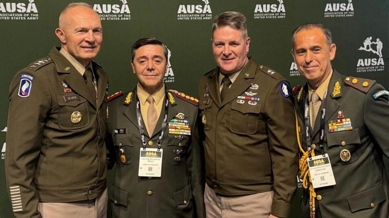 Carlos Presti en el 250° aniversario de creación del Ejército de Estados Unidos
