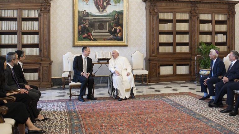 El Papa Francisco recibió al Gran Rabino Isaac Sacca de Argentina 20220624