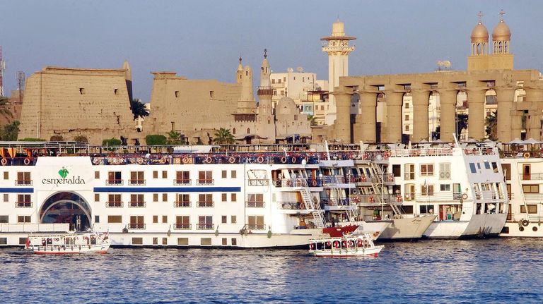 Luxor en Egipto y faraón Ramsés III 20221110