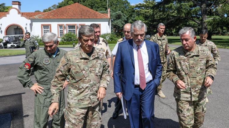 Alberto Fernández envió al ejército a Rosario