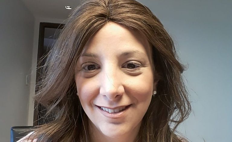 Débora Blanca.