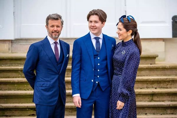 Los herederos al trono como Leonor, Christian e Ingrid buscan encajar en la sociedad con
