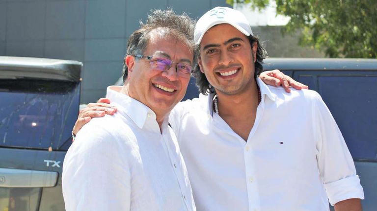 2023_07_30_gustavo_petro_junto_nicolas_cedoc_g