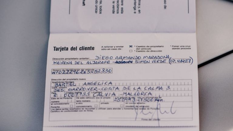 El Porsche que perteneció a Maradona y que fue subastado en París 20210310