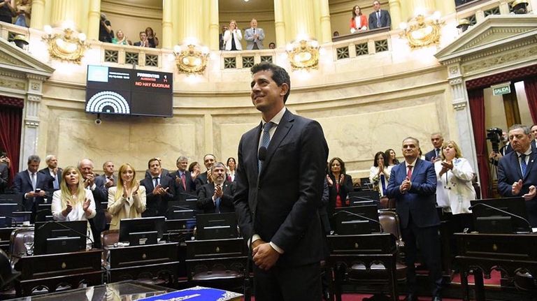 Jura de nuevos diputados