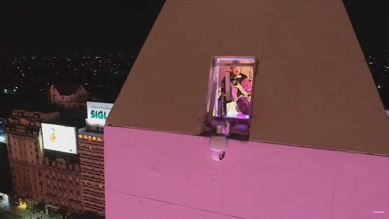 Coscu realizó una transmisión histórica desde el Obelisco