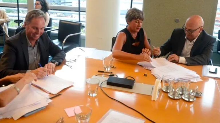 El Grupo Olmos refuerza su posición en el sector salud con la compra del capital social de Fresenius Medical Care Argentina