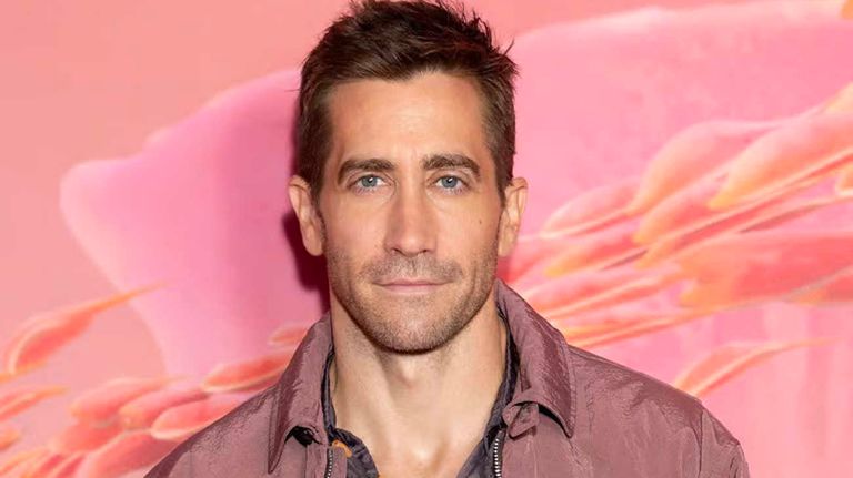 Thomas Bidegain y Jake Gyllenhaal 20240206