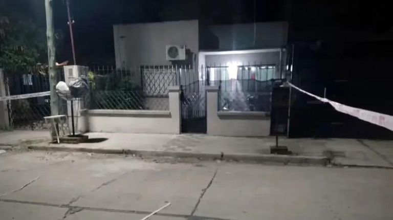 Un policía baleó a una docente en Monte Grande