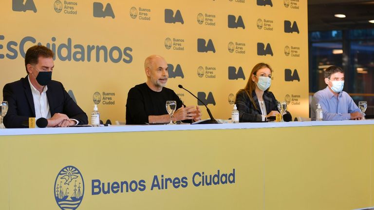 Horacio Rodríguez Larreta durante los anuncios ante la segunda ola.