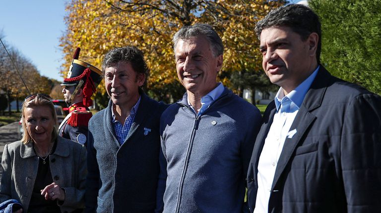 macri-awada-locro-olivos-05252018-01