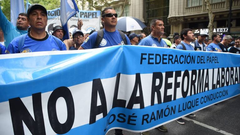 Paro general: Marcha fuera del Congreso 19022026