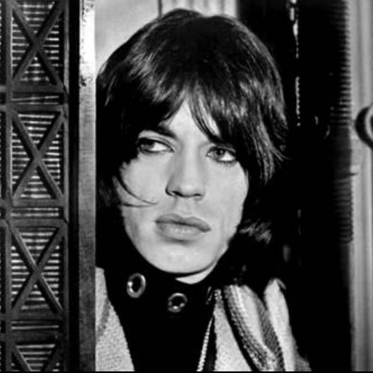 Mick Jagger cumple 80 años y sigue contoneándose
