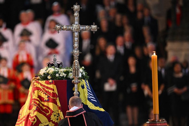 funeral reina isabel