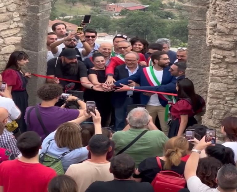 Inauguración del castillo de Petramala