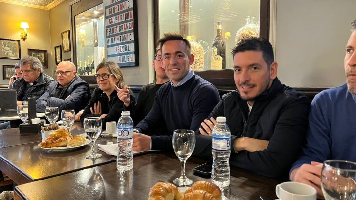 23-07-2023 Desayuno Juntos por el Cambio Córdoba elección intendente