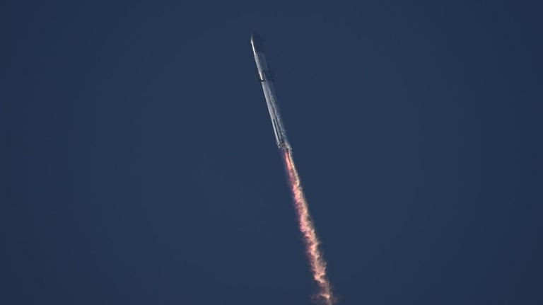 SpaceX lanzó esta mañana el primer vuelo de prueba de Starship