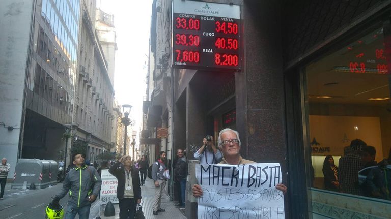 pizarra del dolar08292018