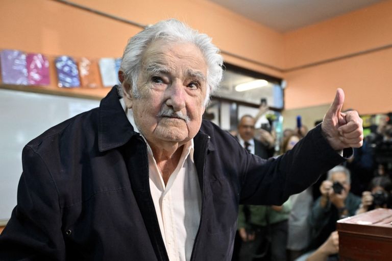 José