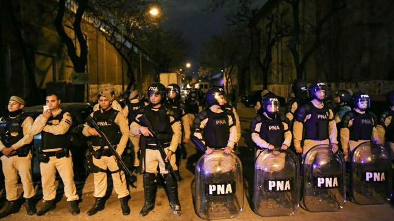 El operativo en la Villa 21.