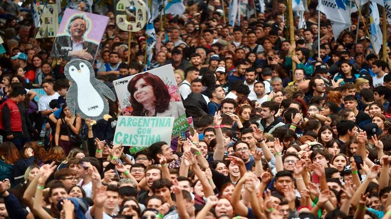 25 DE MAYO PLAZA 20230525