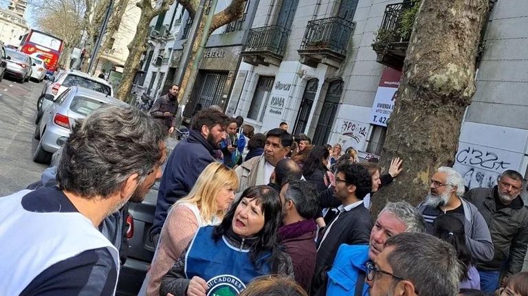 Paro docente en La Plata en apoyo a Lucas Manuel Puig, condenado a 35 años de prisión por abuso sexual de menores 20220901