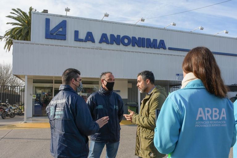 ARBA realizó fiscalizaciones en hipermercados.