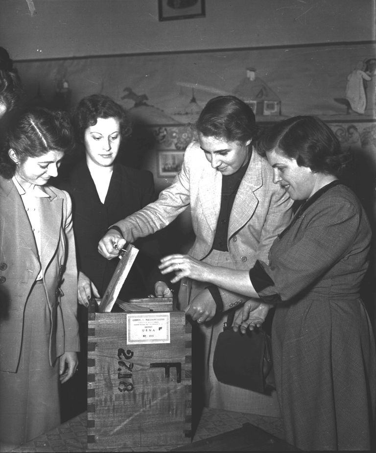 Eva Perón voto