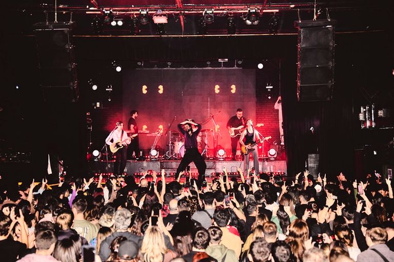 Indios en Niceto Club