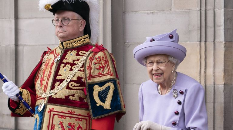 reina Isabel