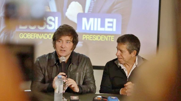 Javier Milei recorrió Tucumán 20230508