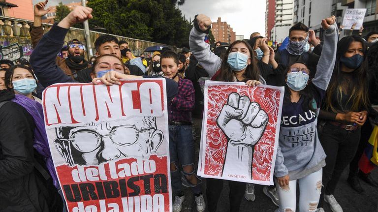 Colombia protesta contra una reforma tributaria 20210505