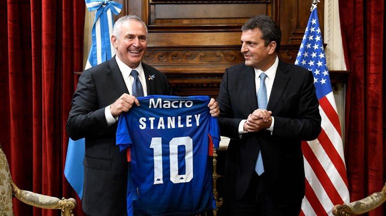 Massa y Stanley 20220407