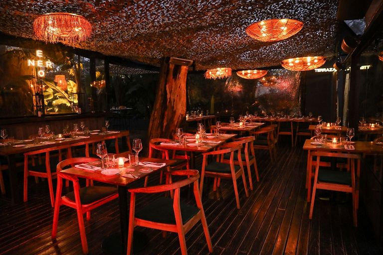 Enero Restaurant & Aguaviva Bar