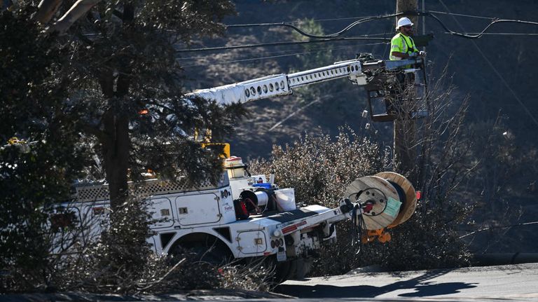 California incendio forestal Mountain Fire 20241108