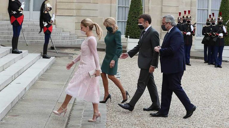 alberto fernandez con macron 20210512