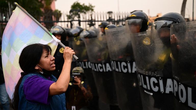 Crisis política en Perú